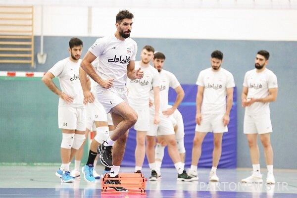 The discomfort of the national volleyball players due to the absence of the head coach with the national team - Mehr news agency Iran and world's news