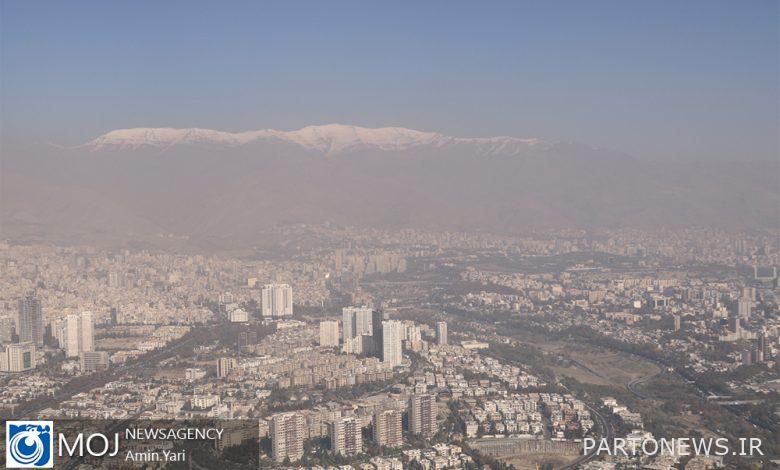 جودة الهواء في طهران 21 يوليو 1402 / طهران جاء مؤشر جودة الهواء في المرتبة 121 وغير صحي