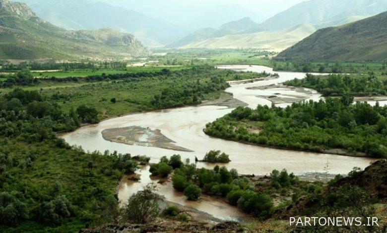 Qezl Ozen Zanjan River, one of the most watery rivers in Iran