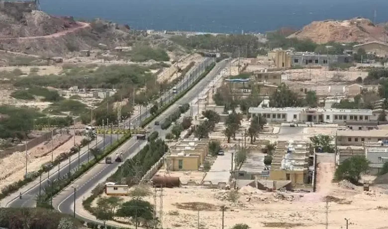 تسهيل تخصيص 300 متر من الأرض في جزيرة أبو موسى / الإقامة في الجزر الإيرانية الثلاث