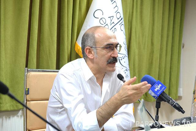 https://teater.ir/uploads/files/1402/tir-1402/هادی-حجازی-فر-63.jpg