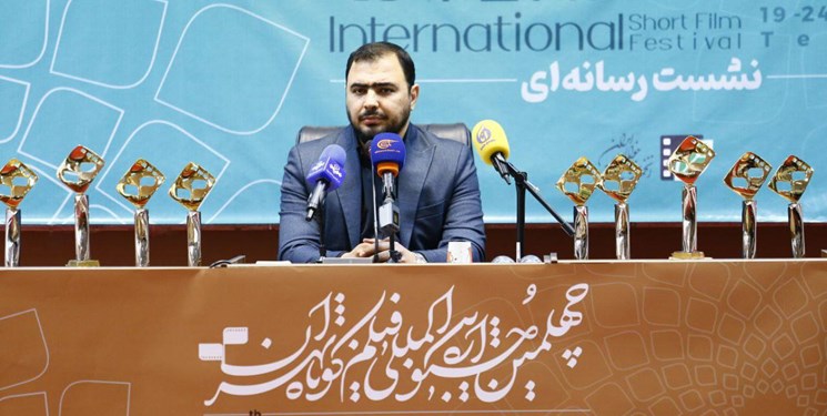 آذر بندر: تم تحطيم الرقم القياسي للأعمال الدولية في مهرجان طهران للأفلام القصيرة