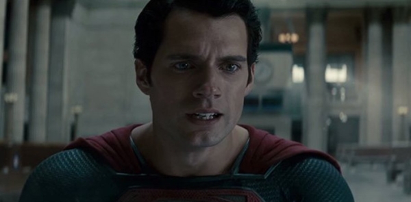 5.  لحظة قتل سوبرمان لزود في فيلم Man of Steel