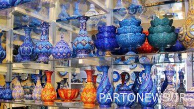 Holding a live handicraft production workshop in Maral Qom tourism complex