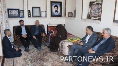 The meeting of the director general of cultural heritage of Qom province with the mother of martyr Alireza Rahimi