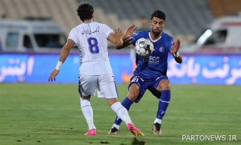 The rise of Esteghlal to the second rank and the separation of the tractor from the crowd