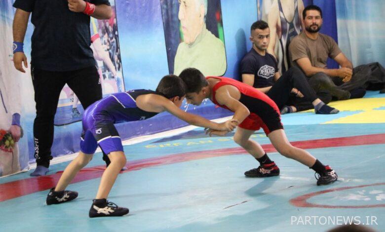 Junior wrestling championship was held in Bojnoord club