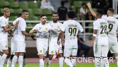 Asian Champions League  The match between Sepahan and Ittihad started 30 minutes late