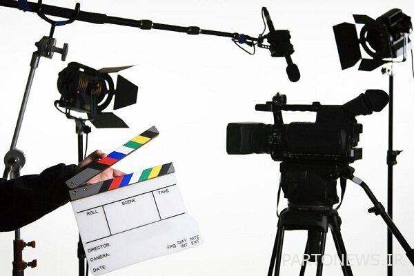https://teater.ir/uploads/files/1402/mehr-1402/آموزش-فیلمسازی-در-رودبار.jpg