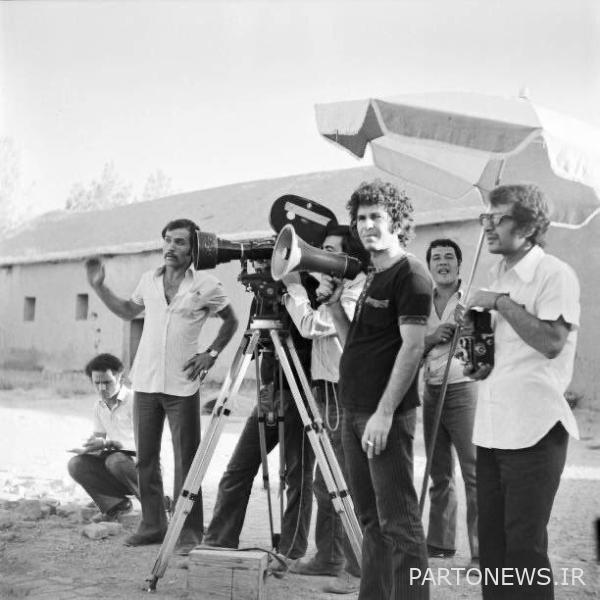 Pictures of Dariush Mehrjooi's youth behind the scenes of the Postman movie