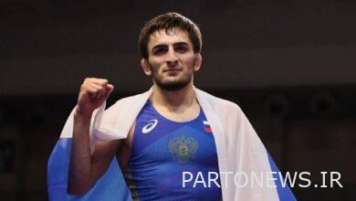 Which Iranian wrestlers did the Russian wrestlers in the league defeat in the world?