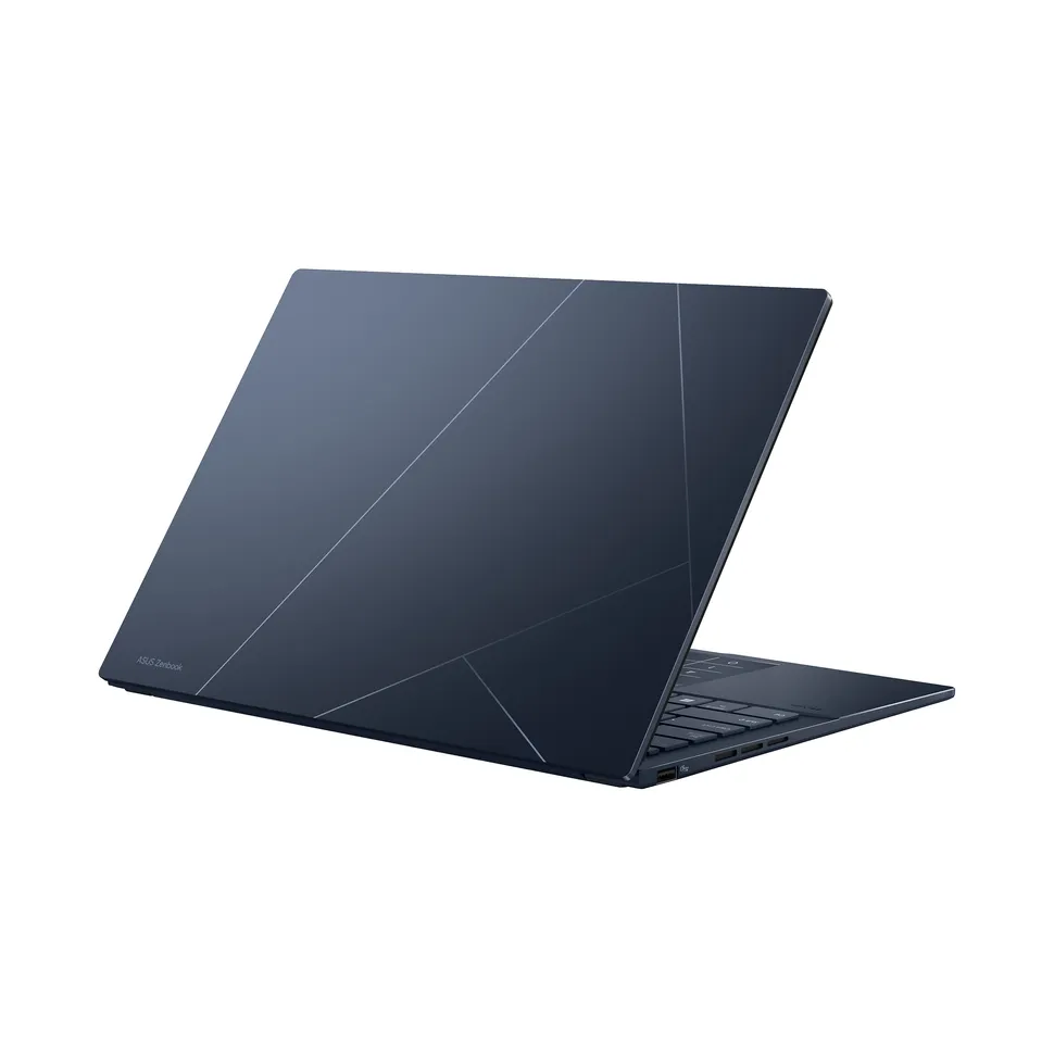 قدمت شركة Asus جهاز الكمبيوتر المحمول ZenBook 14 OLED المزود بشريحة Intel Core Ultra