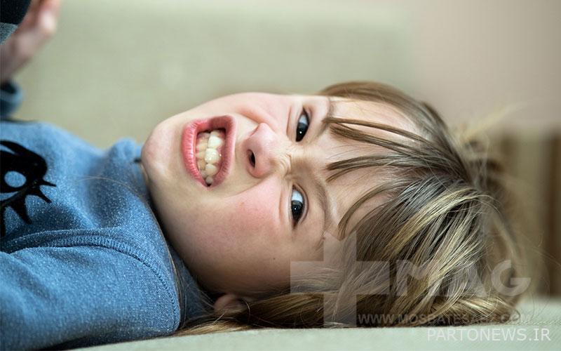 Grinding teeth of children in sleep