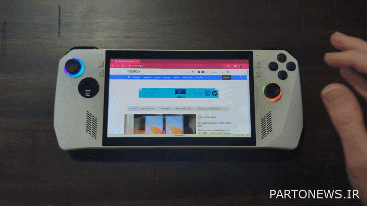 Asus ROG Ally در حال پیمایش بالا و پایین