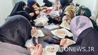 بداية دروس التدريب على الحرف اليدوية في مدينة اشتهارد