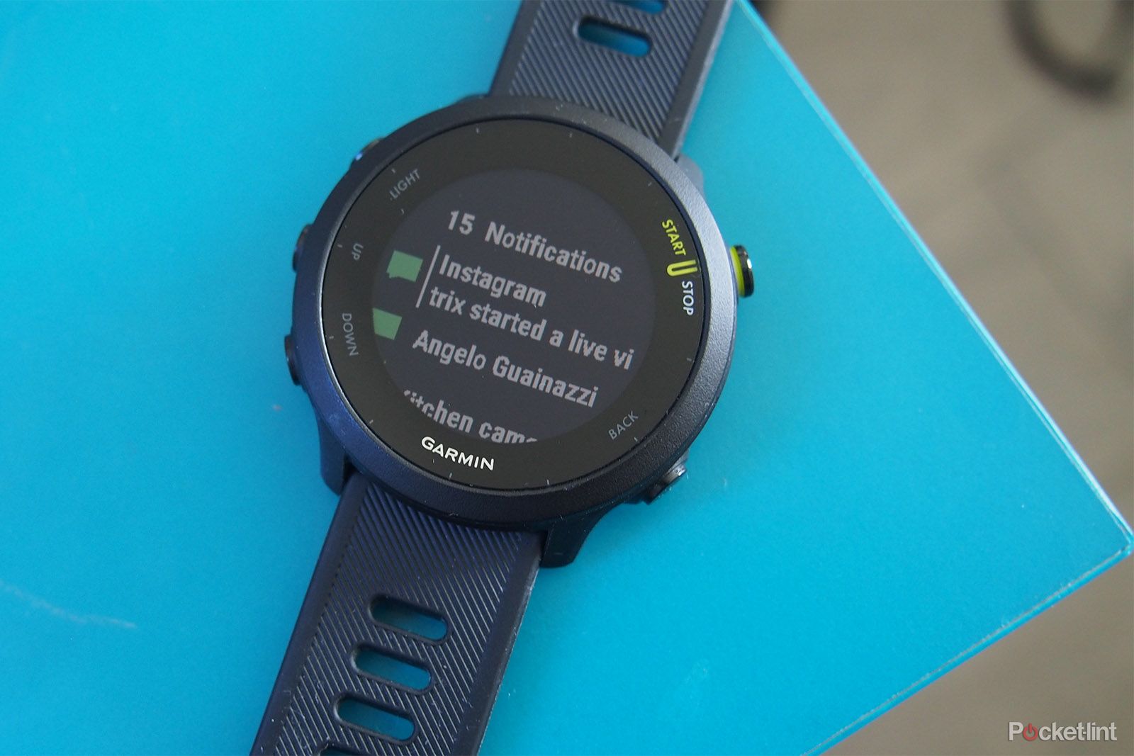 عکس نقد و بررسی Garmin Forerunner 55 14