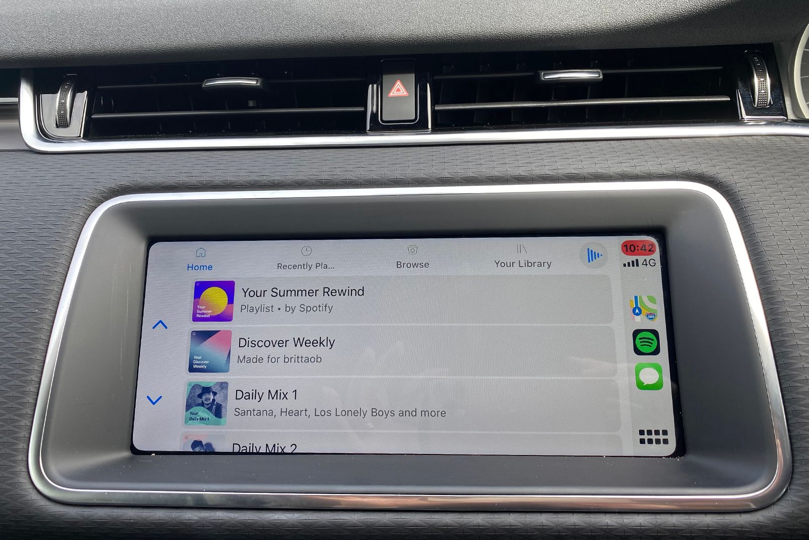 عکس کاوش شده Apple CarPlay 9