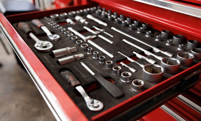 toolbox tray pulled out showing socket wrenches