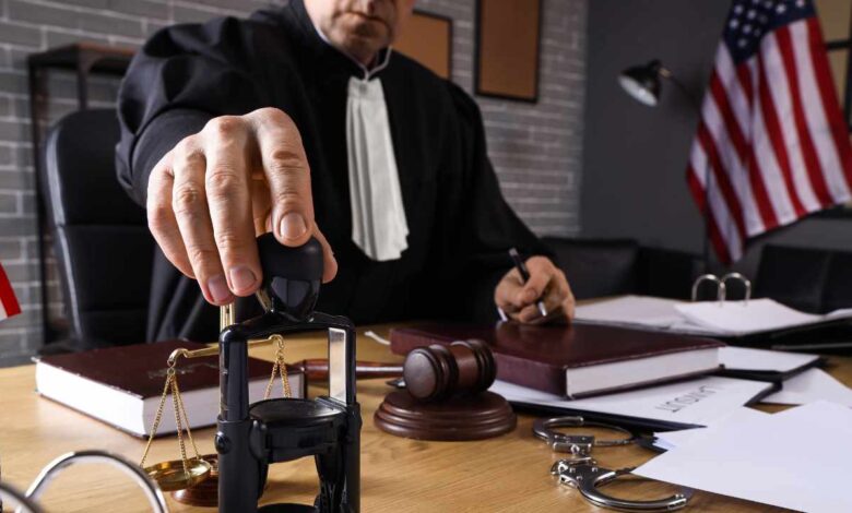 SEC از دادگاه می خواهد که احضاریه Coinbase را در درگیری حقوقی بر سر مقررات کریپتو لغو کند