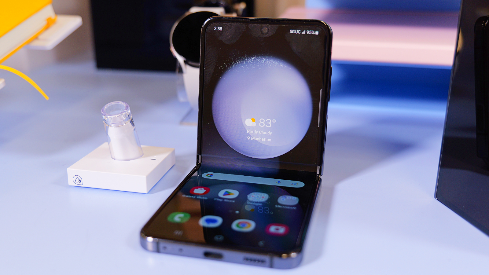 گلکسی زد فلیپ 5