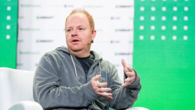 Parker Conrad, CEO at Rippling talks with Mary Ann Azevedo talk about "Going Global" at TechCrunch Disrupt in San Francisco on October 20, 2022. Image Credit: Haje Kamps / TechCrunch