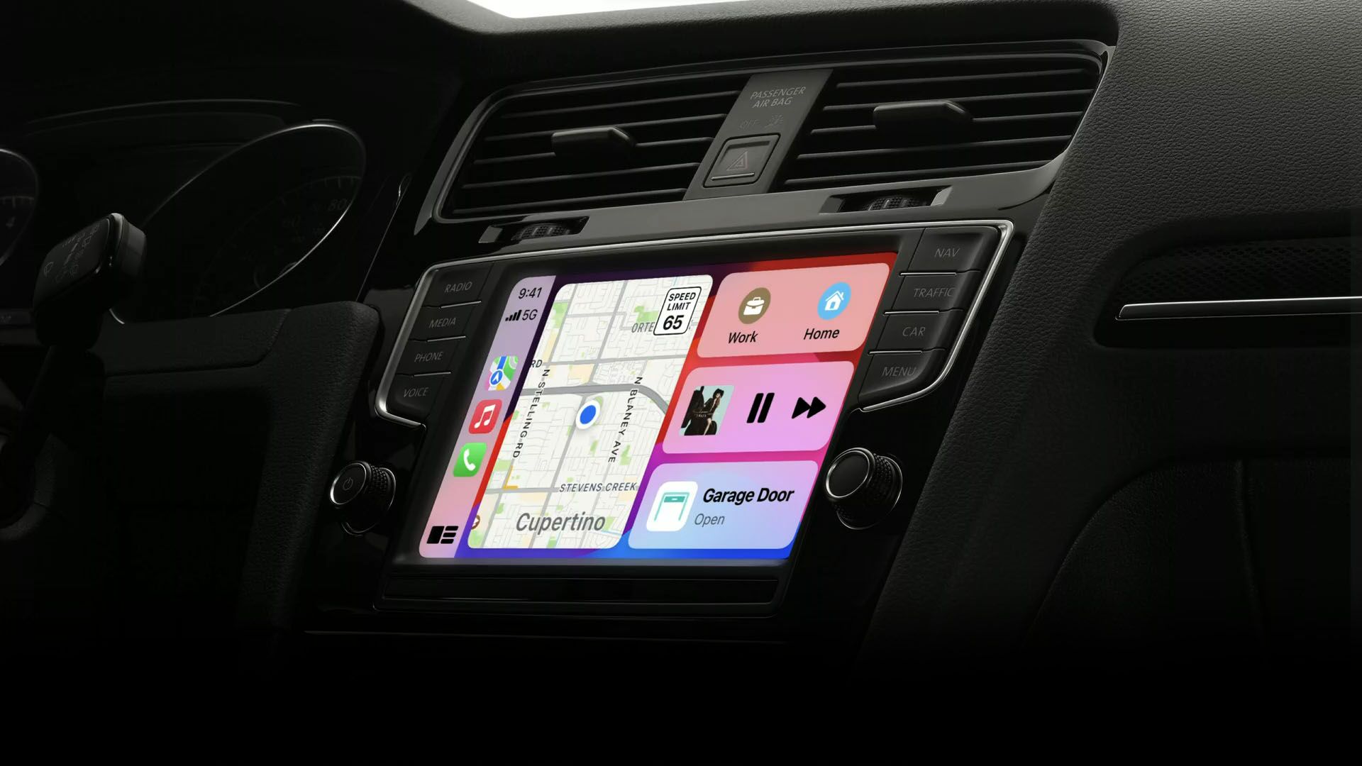 Apple CarPlay در حال حرکت