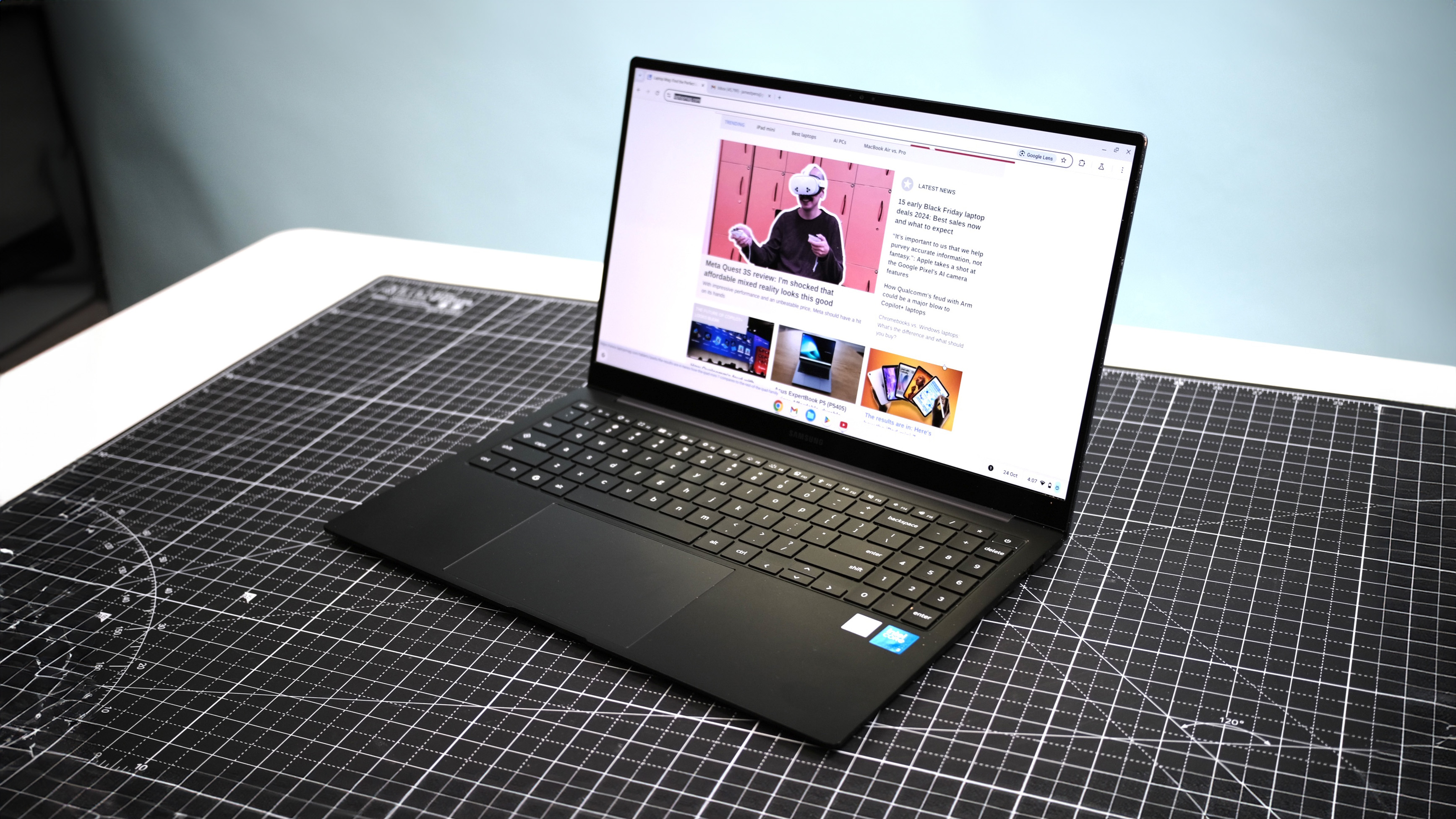 Samsung Galaxy Chromebook Plus