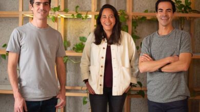 MoradaUno founders Dylan Llano (left), Ines Gamboa Sorensen (middle), and Santiago Morales (right).