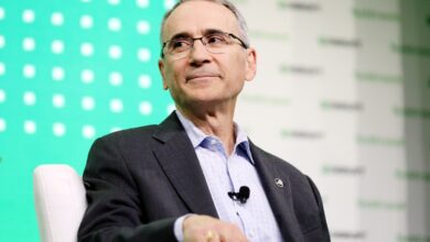 مدیر عامل شرکت هوافضا درباره تصاویر ماه و دستور کار فضایی 2025 صحبت می کند