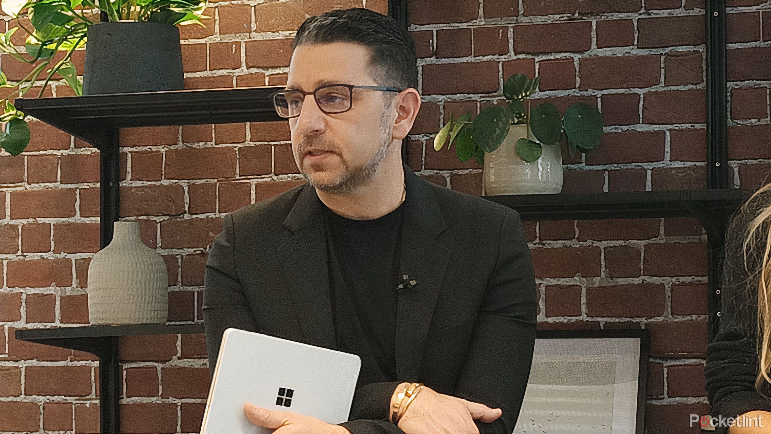 Panos Panay در طول دوقلوی Microsoft Surface و Neo Launch