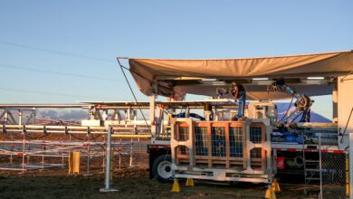 ساخت پروژه های خورشیدی ارزان تر و سریعتر با کارخانه های قابل حمل | اخبار MIT