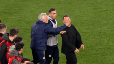 ژوزه مورینیو "از نظر جسمی" به رئیس Galatasaray حمله می کند. بینی Okan Buruk را به دست می آورد ، پس از از دست دادن جام ترکیه ، او را فرو می برد | اخبار فوتبال