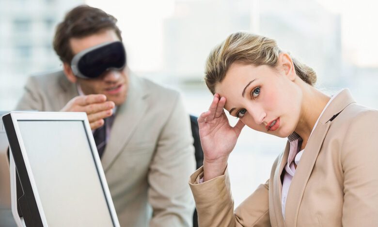 Apple Vision Pro wearer annoys workplace colleague
