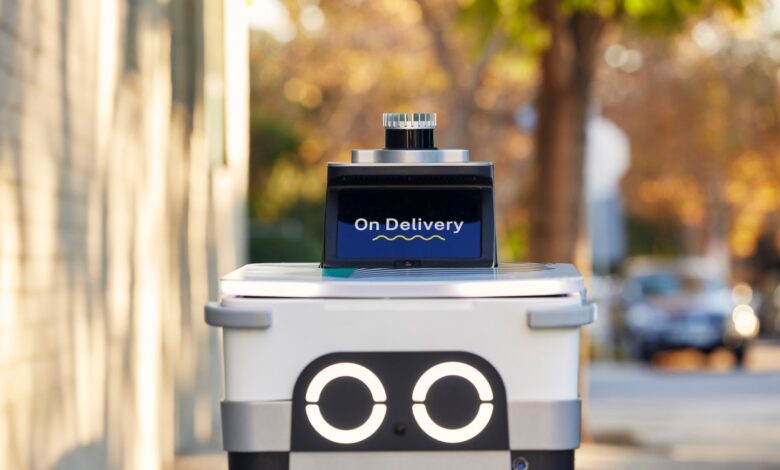 Serve robotics delivery robot