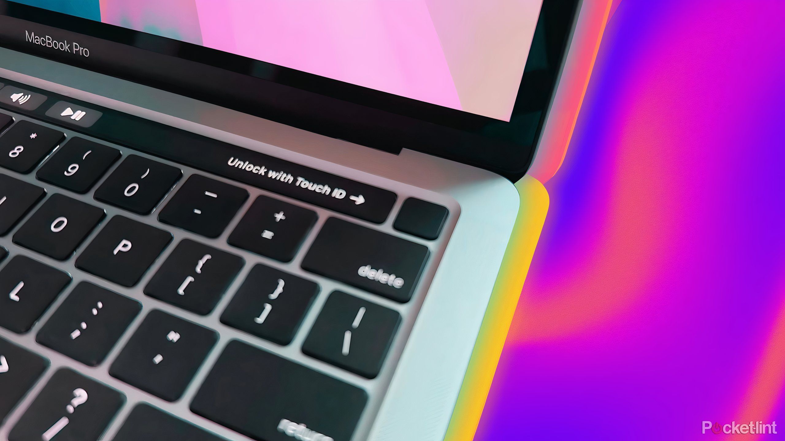 Apple MacBook Pro Unlock با شناسه لمسی