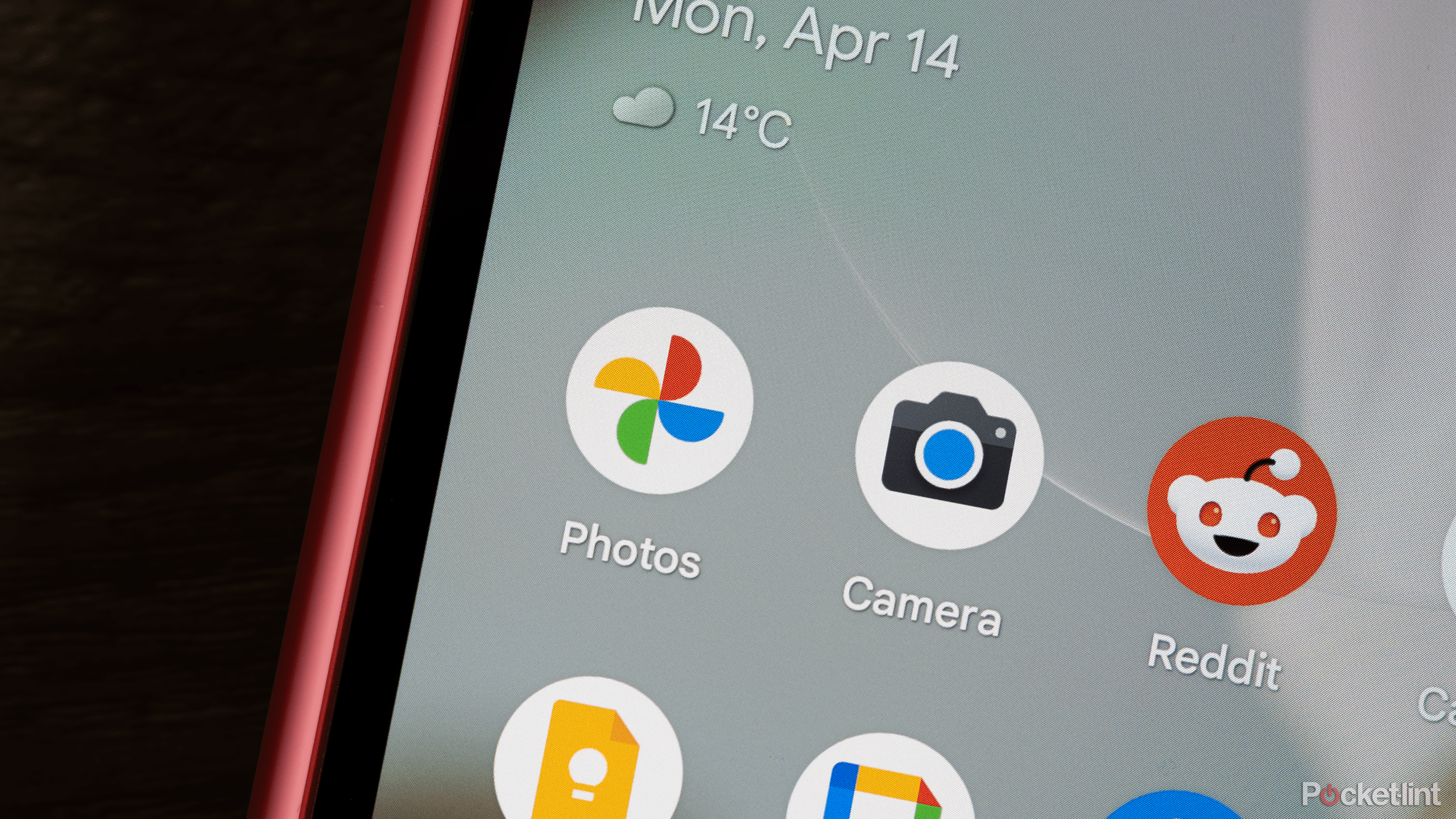 نماد برنامه Google Photos در پیکسل 9a.