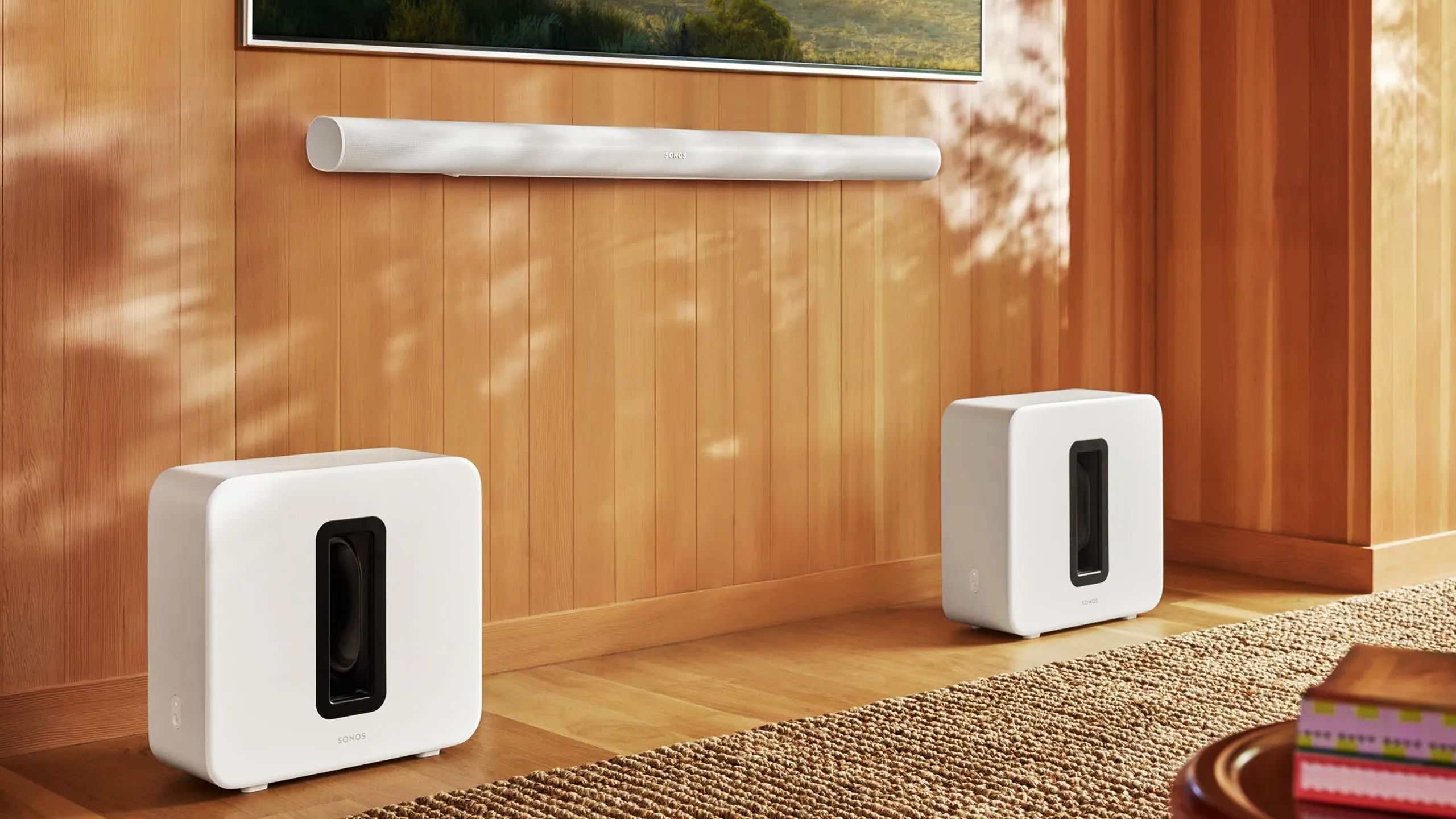 Sonos Arc Ultra و یک جفت زیر 4.