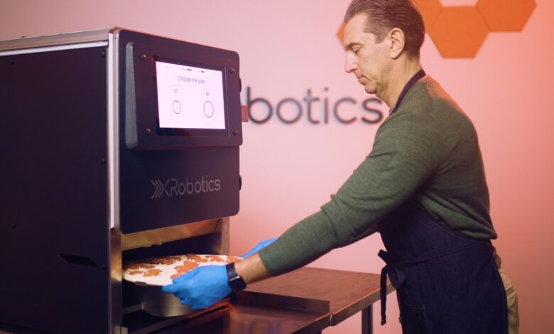 XRobotics, XPizza Cube, robotics, restaurant tech