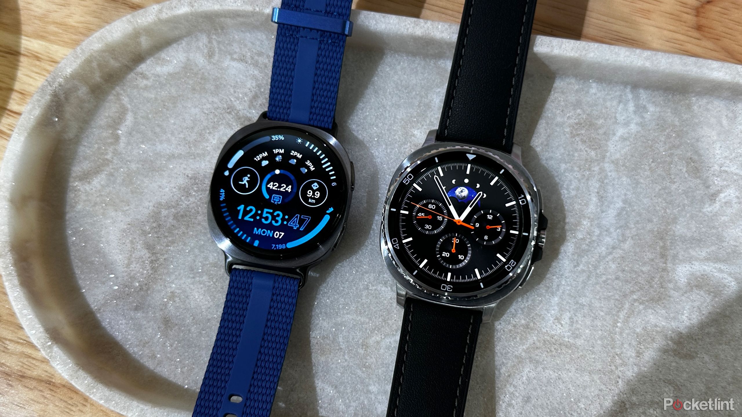Galaxy Watch 8 و Galaxy Watch 8 Classic.