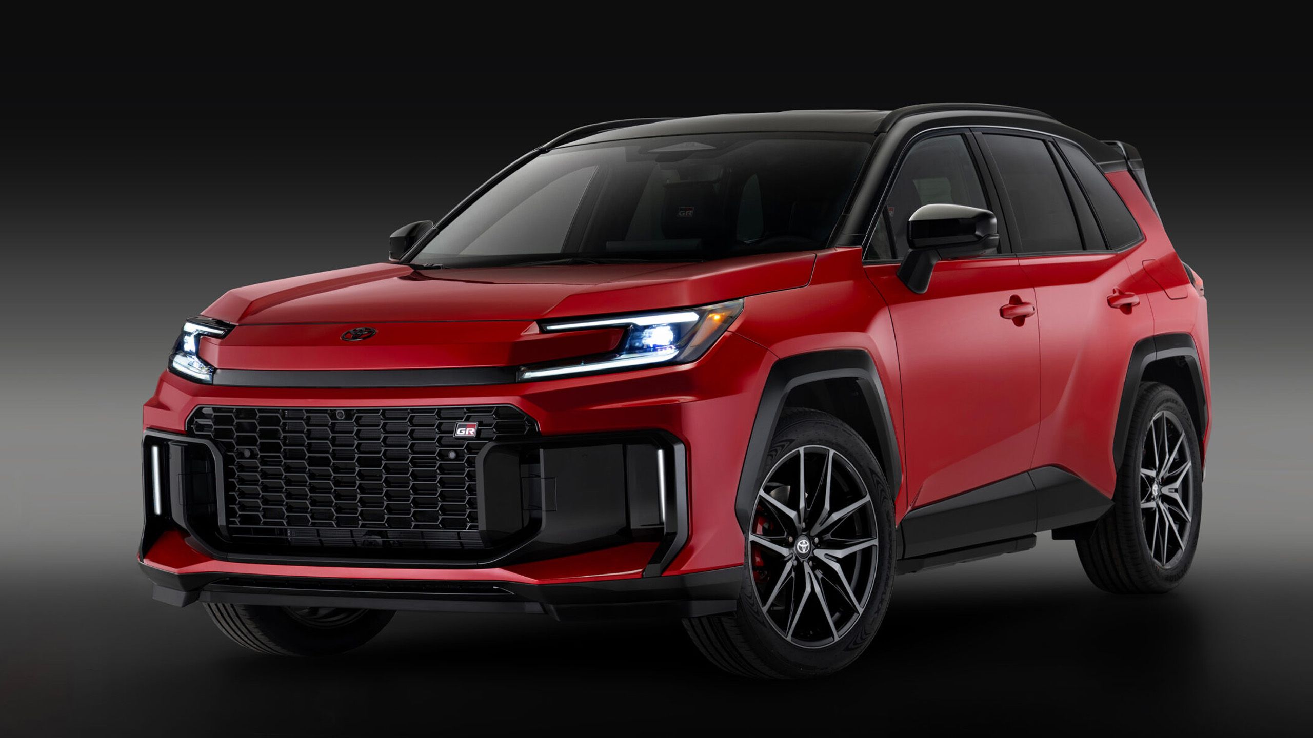 2026toyota rav4 phev gr sporf جلوی سه quorters-4