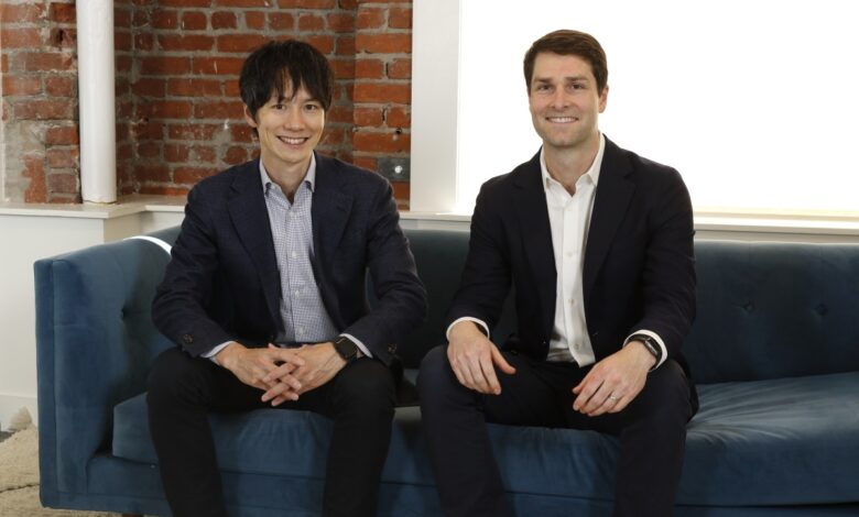 Nozomu Tsunoda (Group CEO of LegalOn) and Daniel Lewis (Global CEO of LegalOn)
