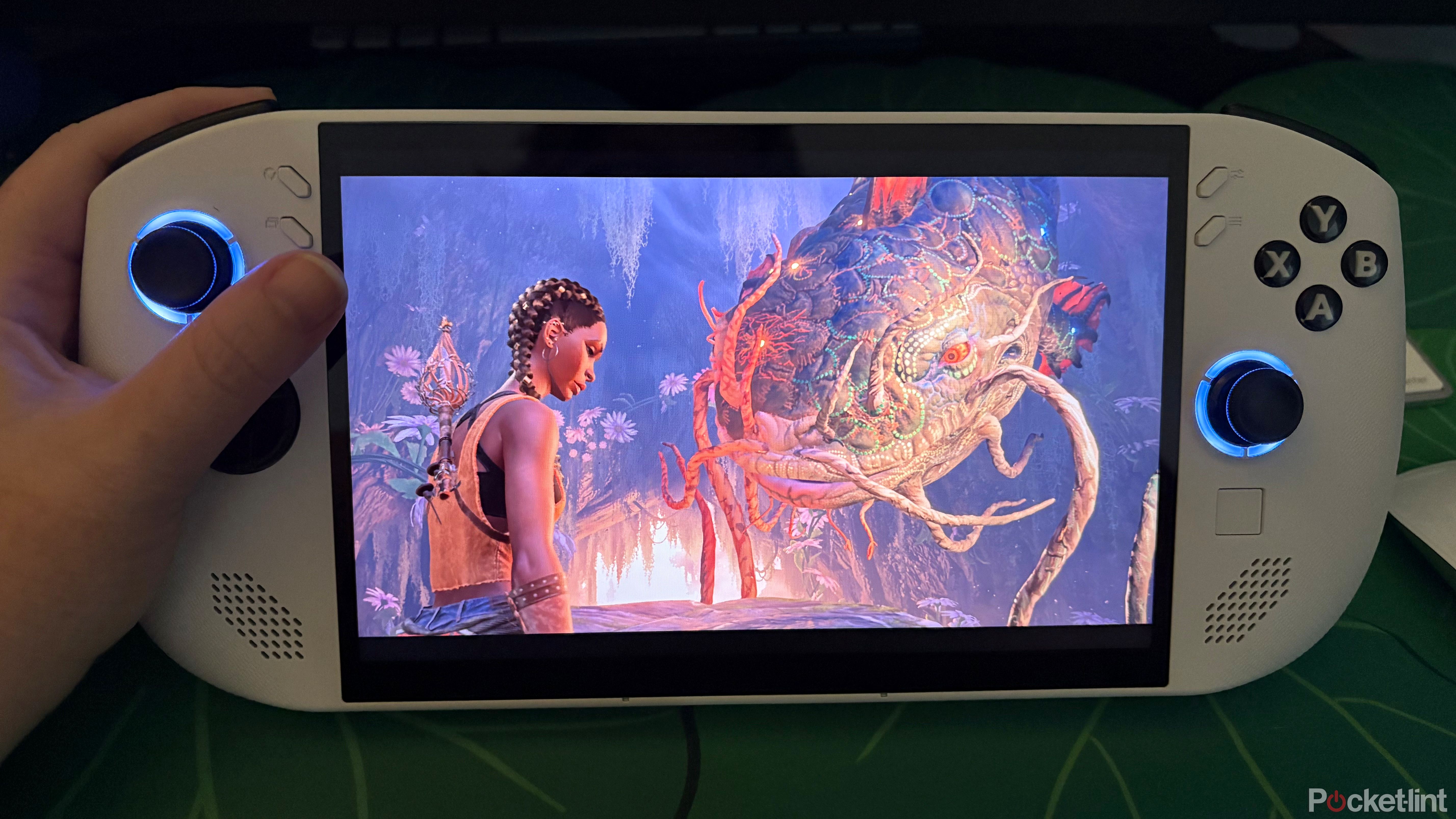 Lenovo Legion Go6 دستی.