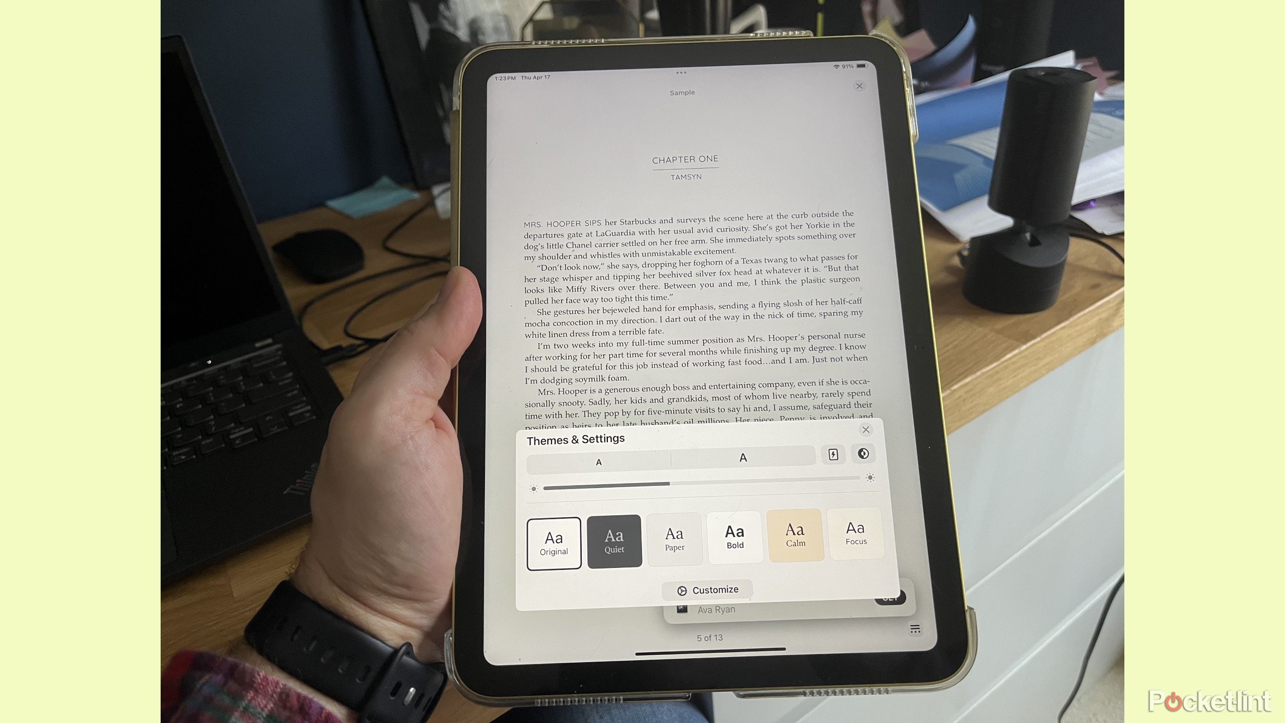 iPad به عنوان یک خواننده الکترونیکی به طور کامل