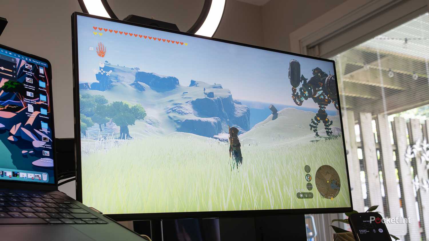 Jemdo Switch 2 Dock on Monitor