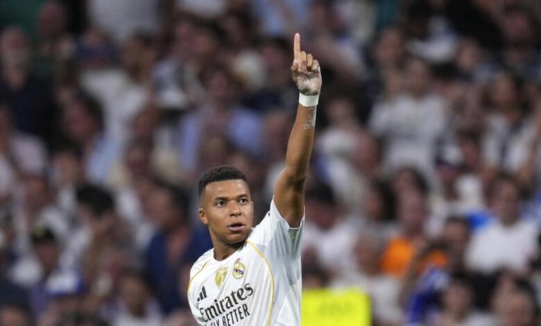 Kylian Mbappe نشان می دهد که چرا او یک رهبر واقعی است