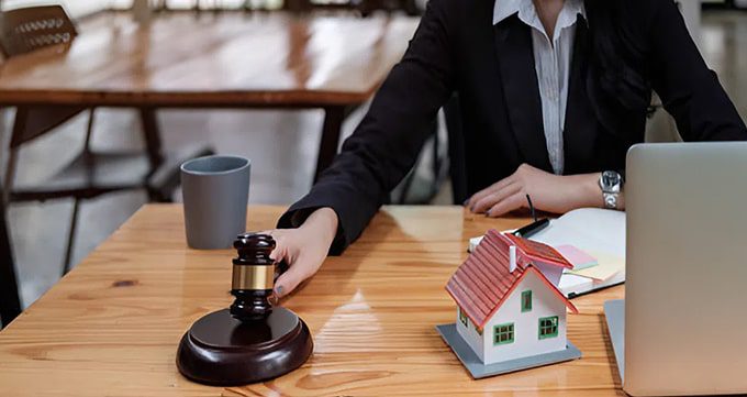 همه چیز درباره انتخاب وکیل ملکی؛ از اشتباهات رایج تا انتخاب درست