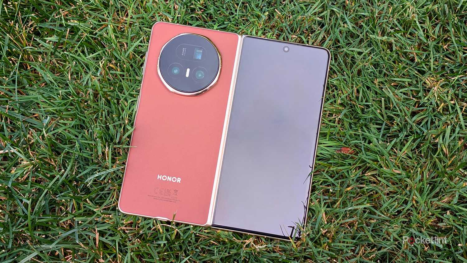 Honor Magic V5 Beauty 6