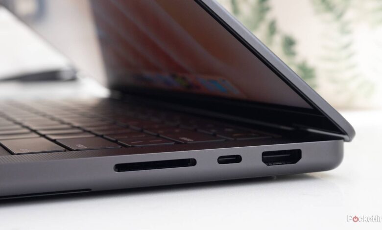 USB-A به جایی نمی رود ، بنابراین برداشتن بندر را متوقف کنید