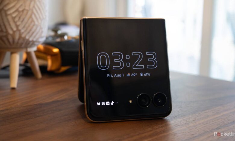 موتورولا 400 دلار از Razr Ultra (2025) کاهش می دهد ، به سایر تاشو اضافه می کند