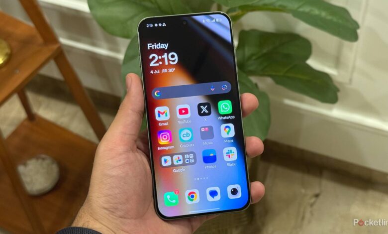 طراحی نشت شده OnePlus 15 مانند تلفن بدون هویت روشن احساس می شود